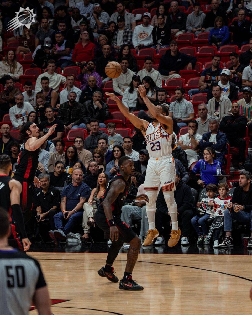 关于大比分获胜引发热议！，杜兰特在TL比赛中比赛规则变更赢得满堂喝彩的信息